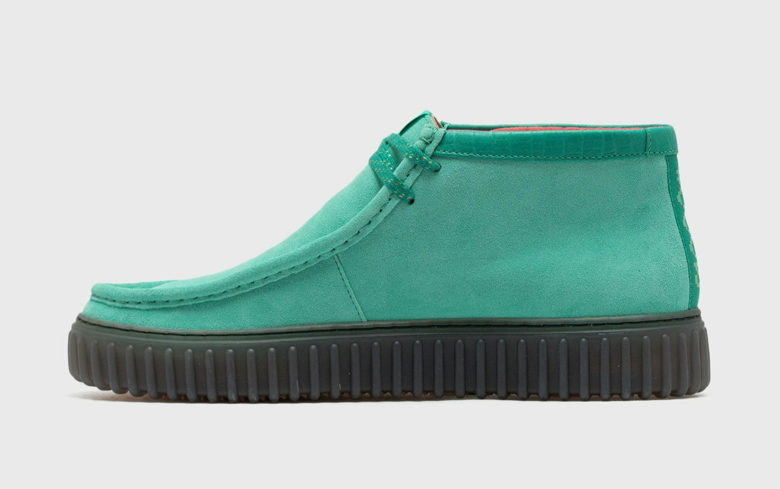 Pokémon x Clarks Originals Torhill Explore "Venusaur"