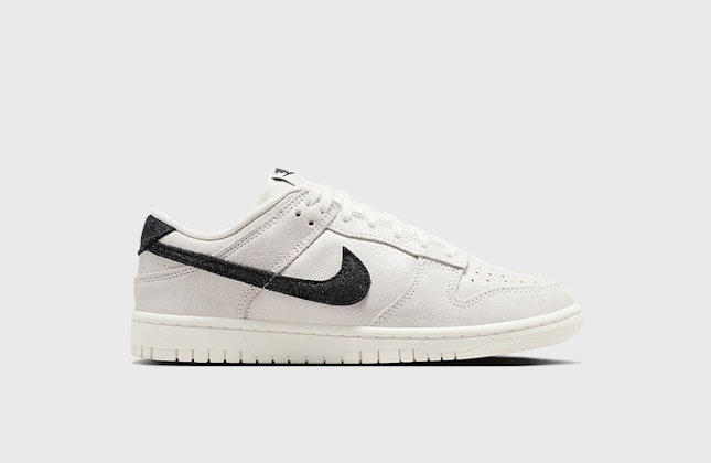 Nike Dunk Low SE "Sail/Black" Nike Dunk Low SE "Sail/Black"