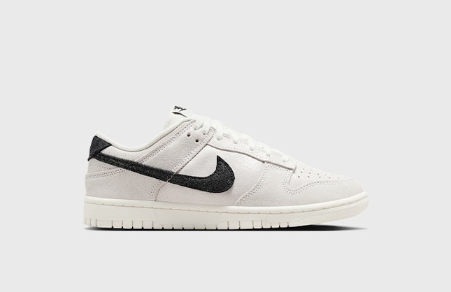Nike Dunk Low SE "Sail/Black"