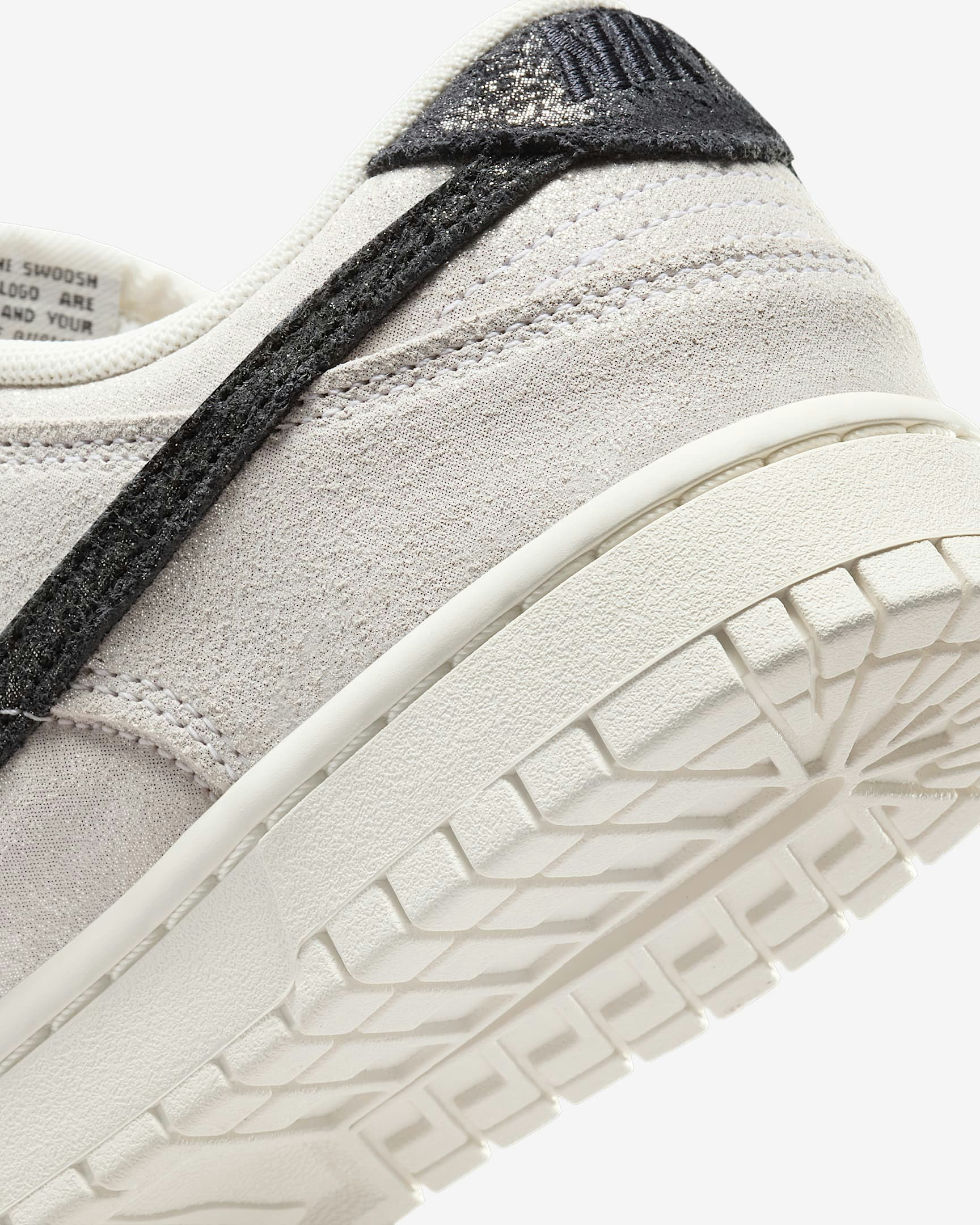 Nike Dunk Low SE "Sail/Black"