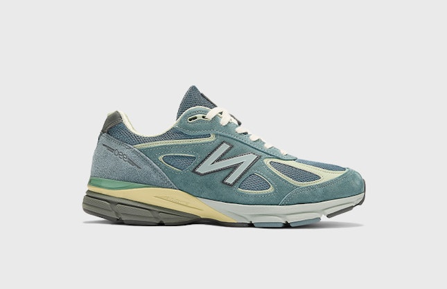 AURALEE x New Balance 990v4 "Made in USA" (Dark Slate)