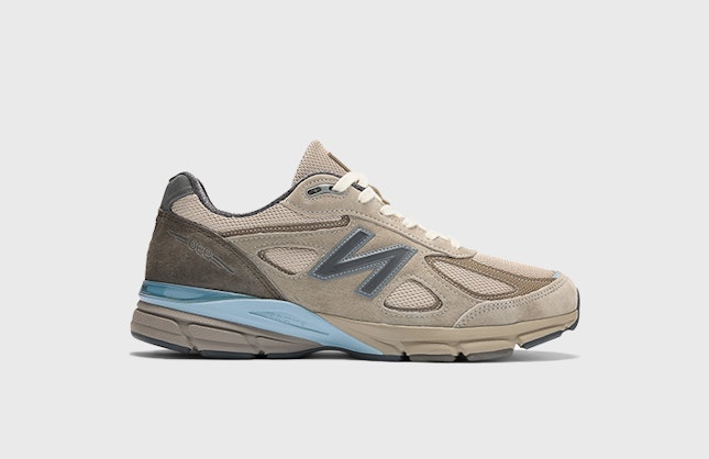 AURALEE x New Balance 990v4 "Made in USA" (Brown)