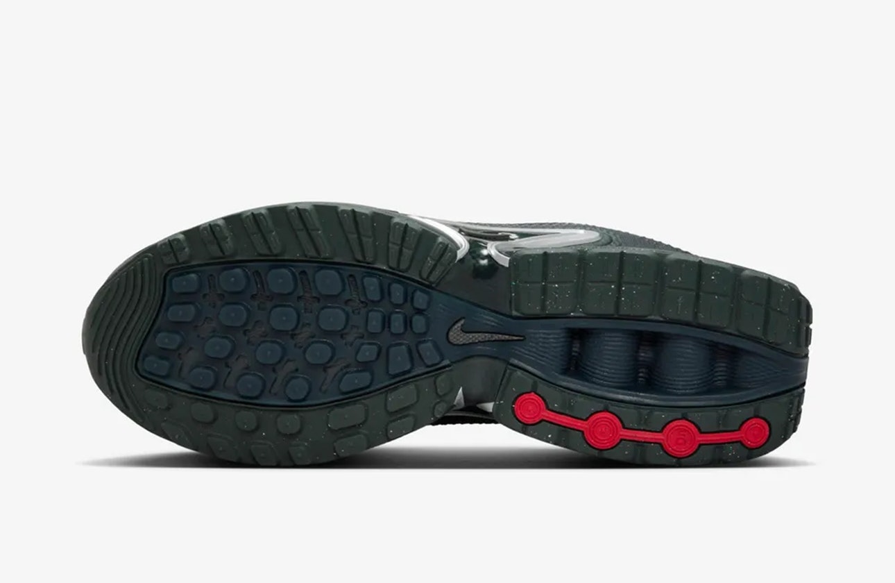 Nike Air Max DN "Black Metallic"