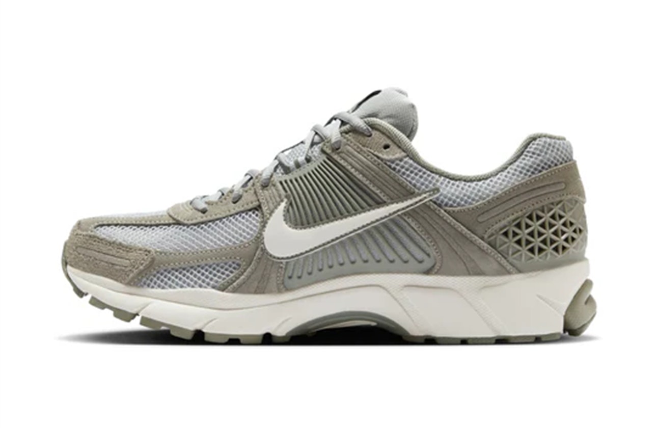 Nike Zoom Vomero 5 "Dark Stucco"