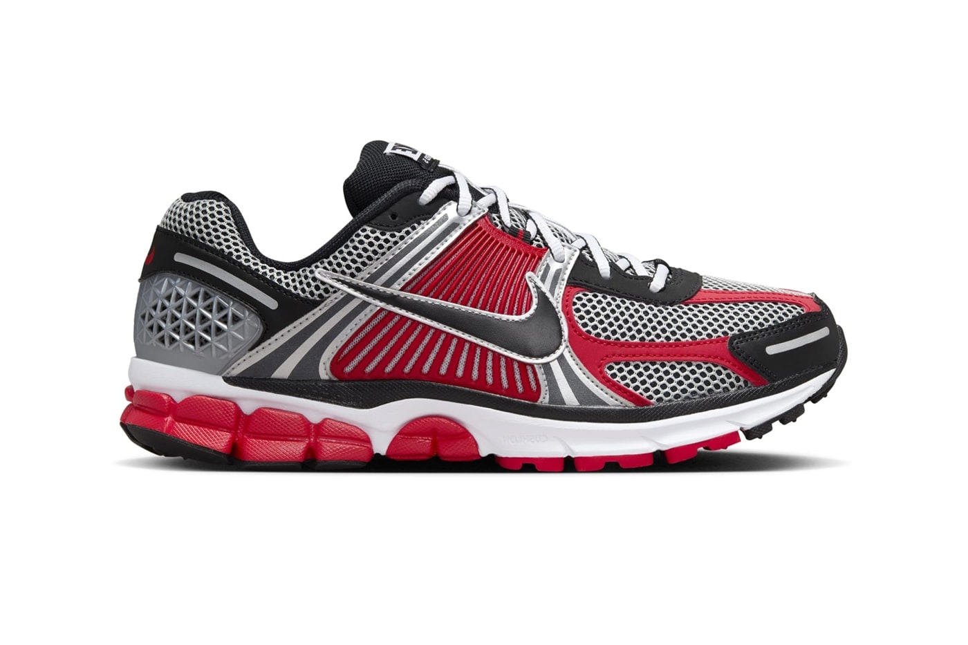Nike Zoom Vomero 5 "University Red"