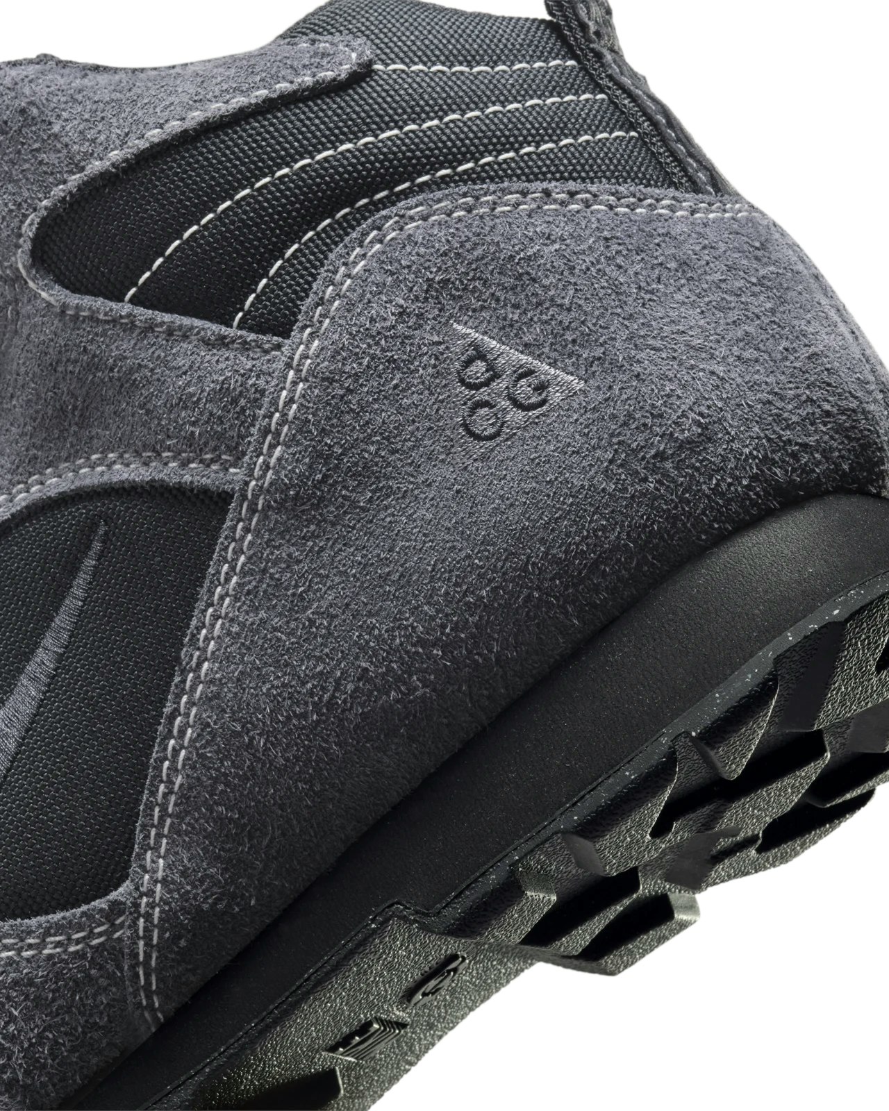 Nike ACG Torre Mid Waterproof "Dark Grey"