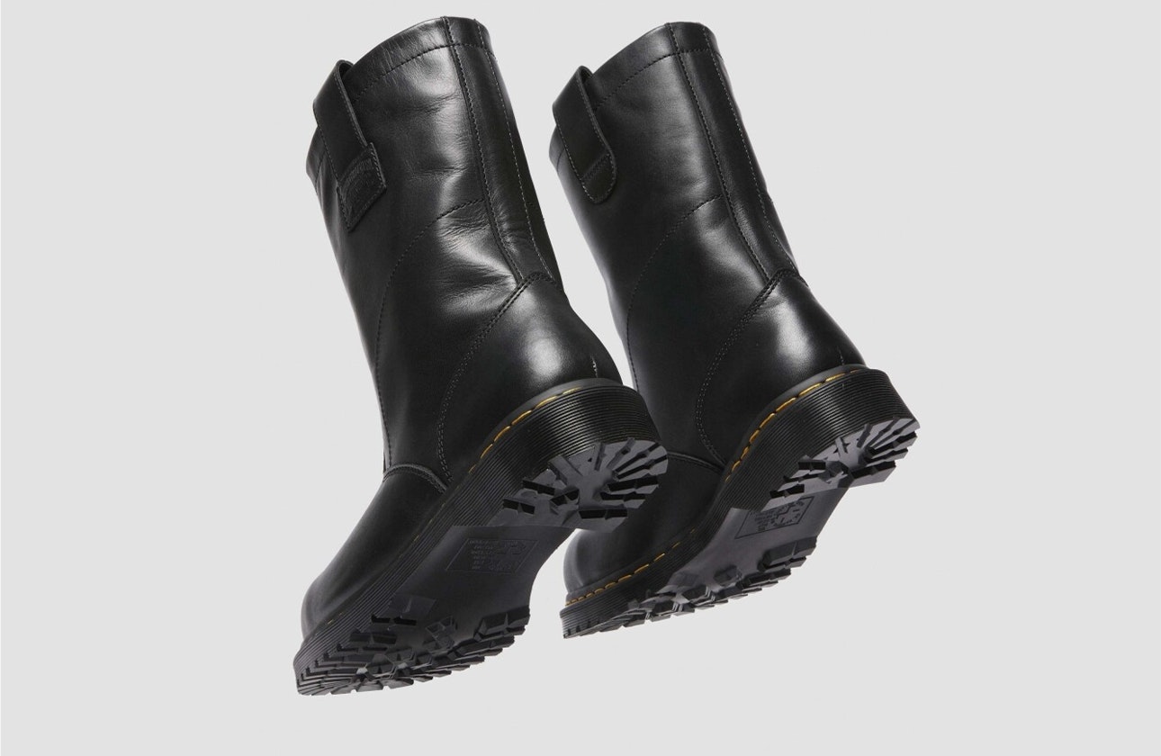 Stüssy x Dr. Martens 2295 "Black Leather"