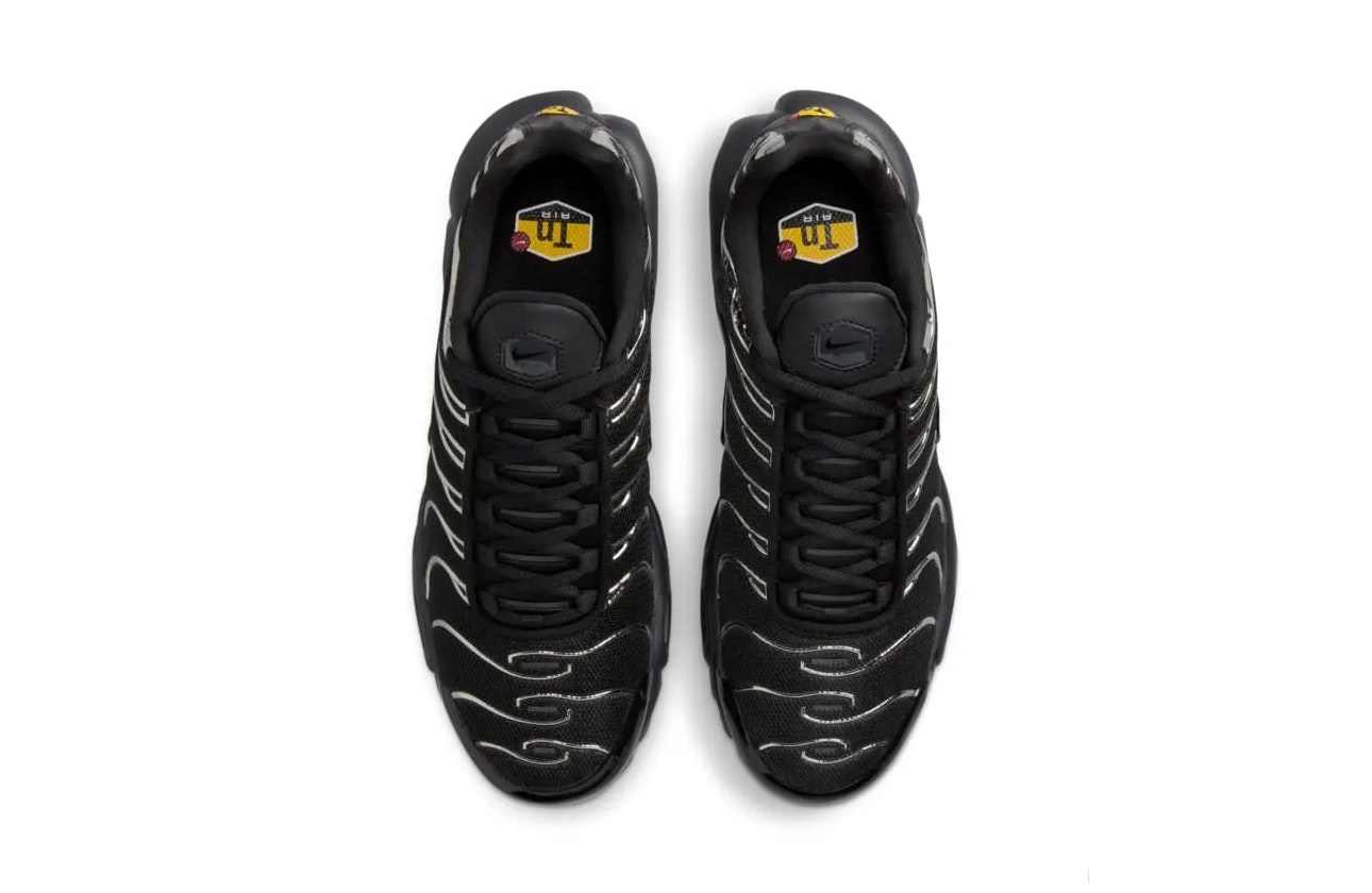 Nike Air Max Plus SE "Black Metallic"