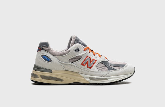 Kith x New Balance 991v2 "Knicks"