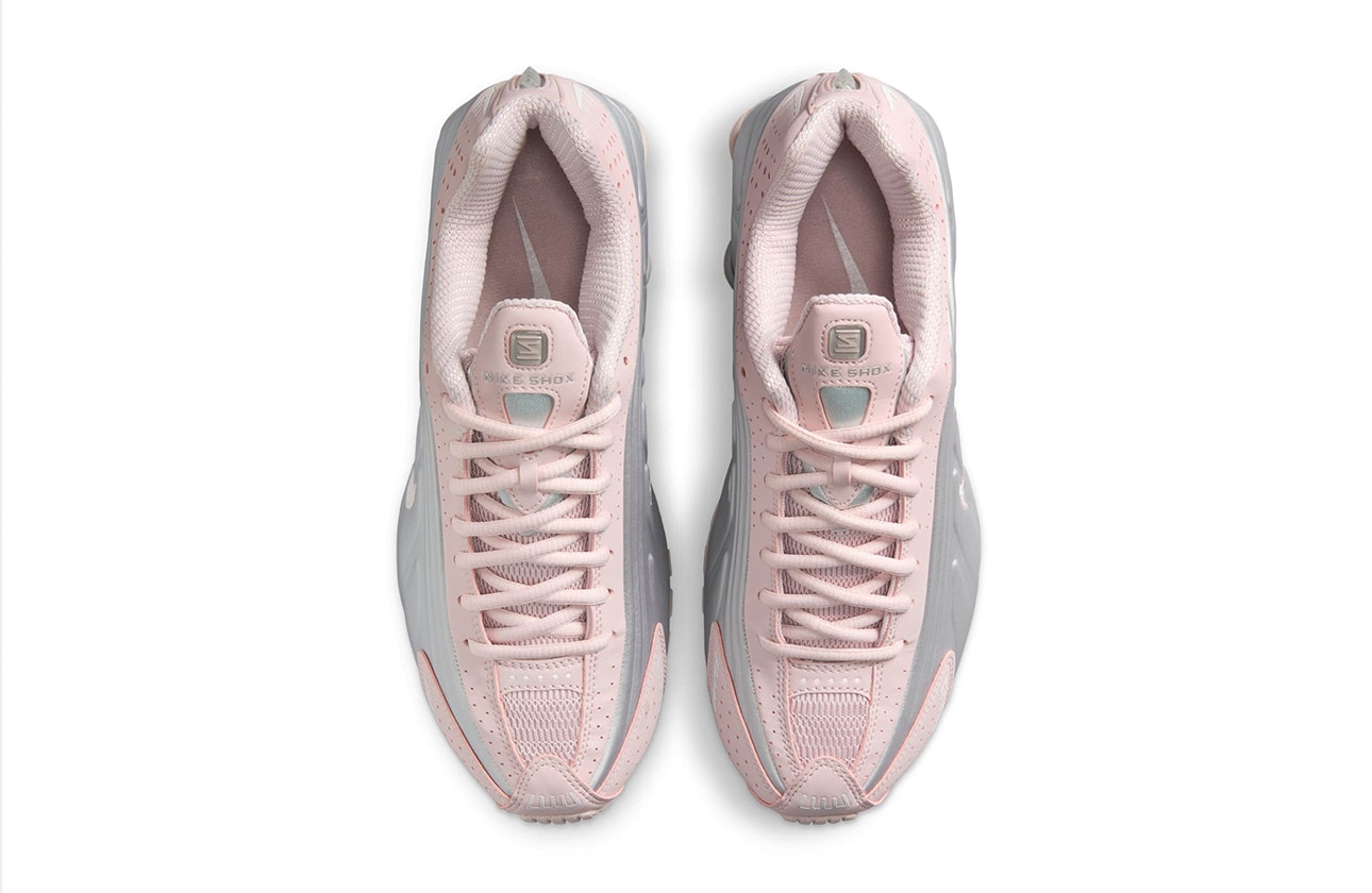 Nike Shox R4 "Barely Rose"