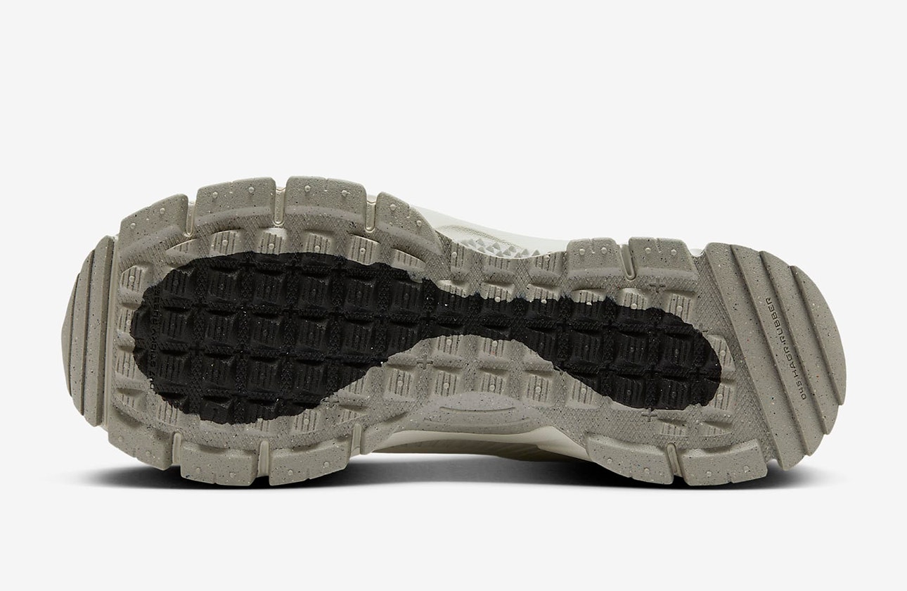 Nike Zoom Vomero Roam "Summit White"