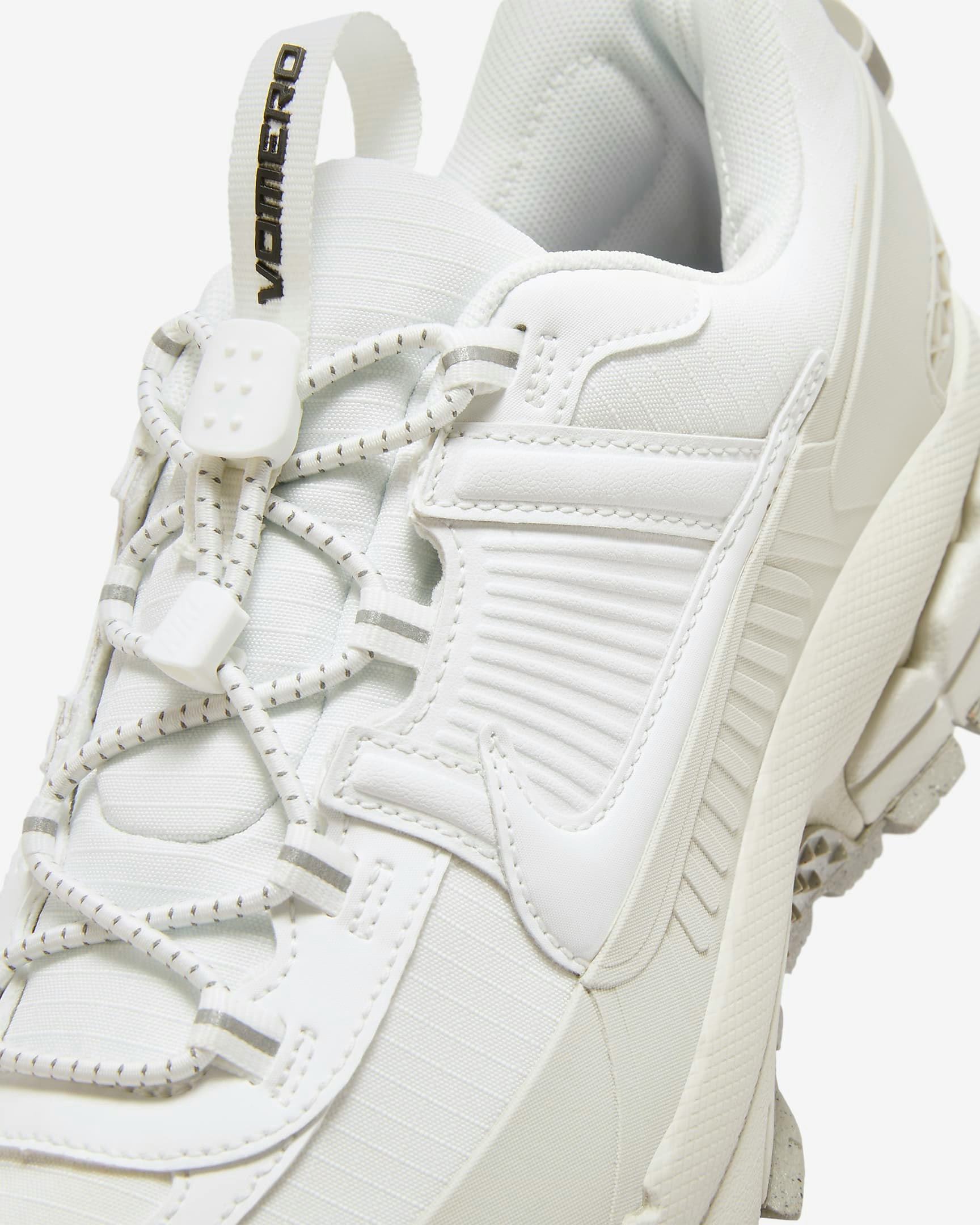 Nike Zoom Vomero Roam "Summit White"