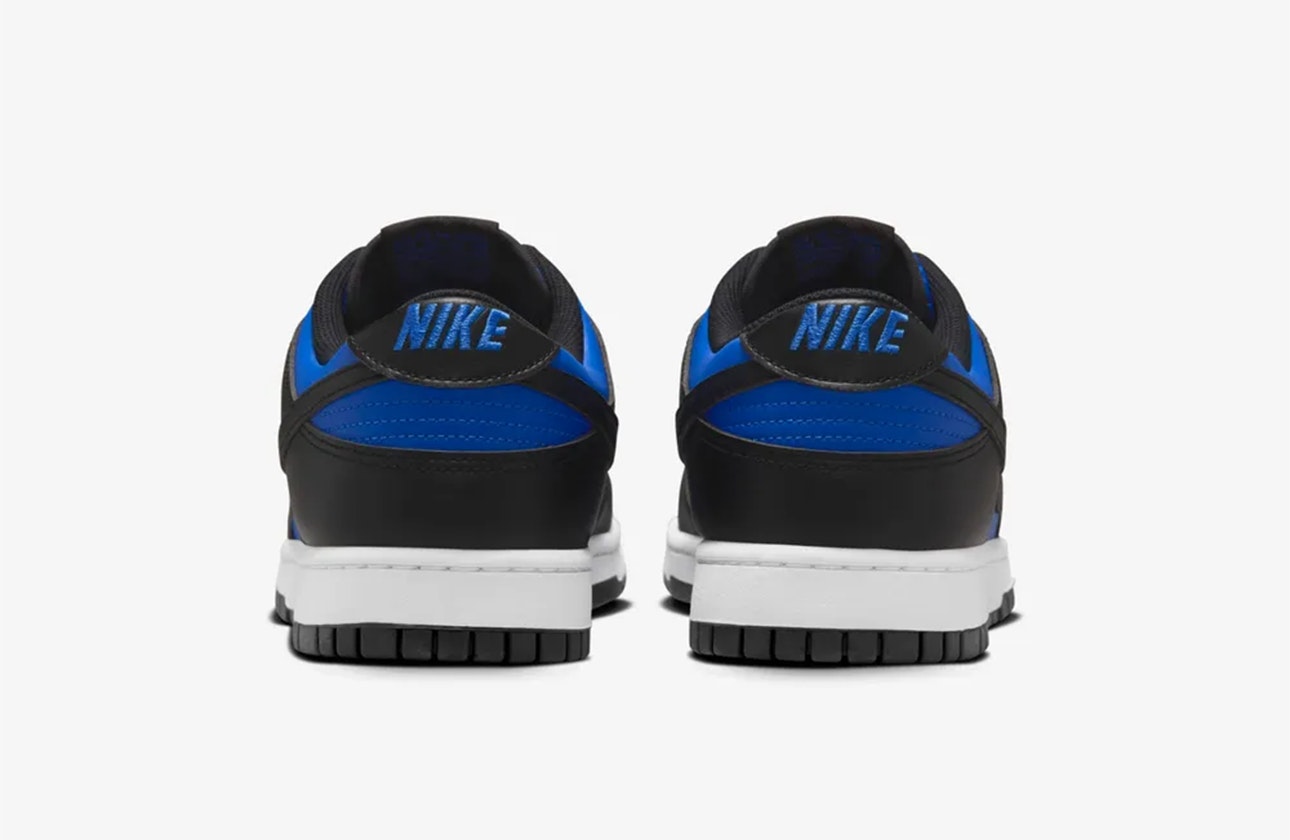 Nike Dunk Low "Hyper Royal"
