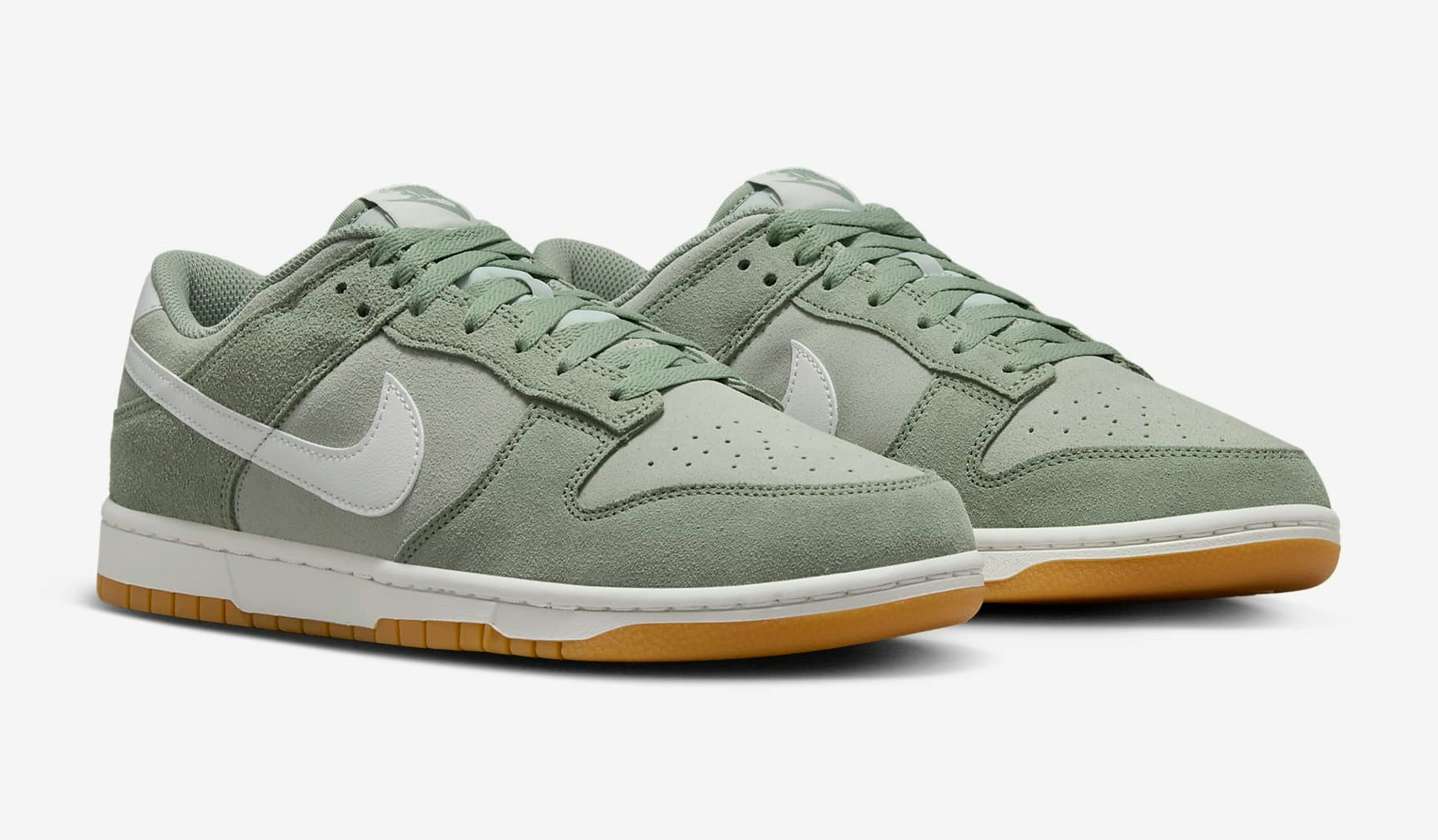 Nike Dunk Low Retro SE "Jade Horizon"