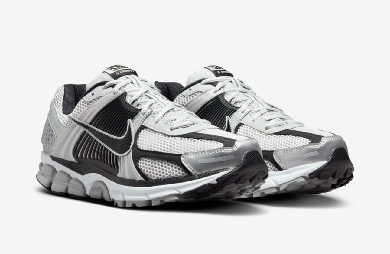 Nike Zoom Vomero 5 "Black Silver"