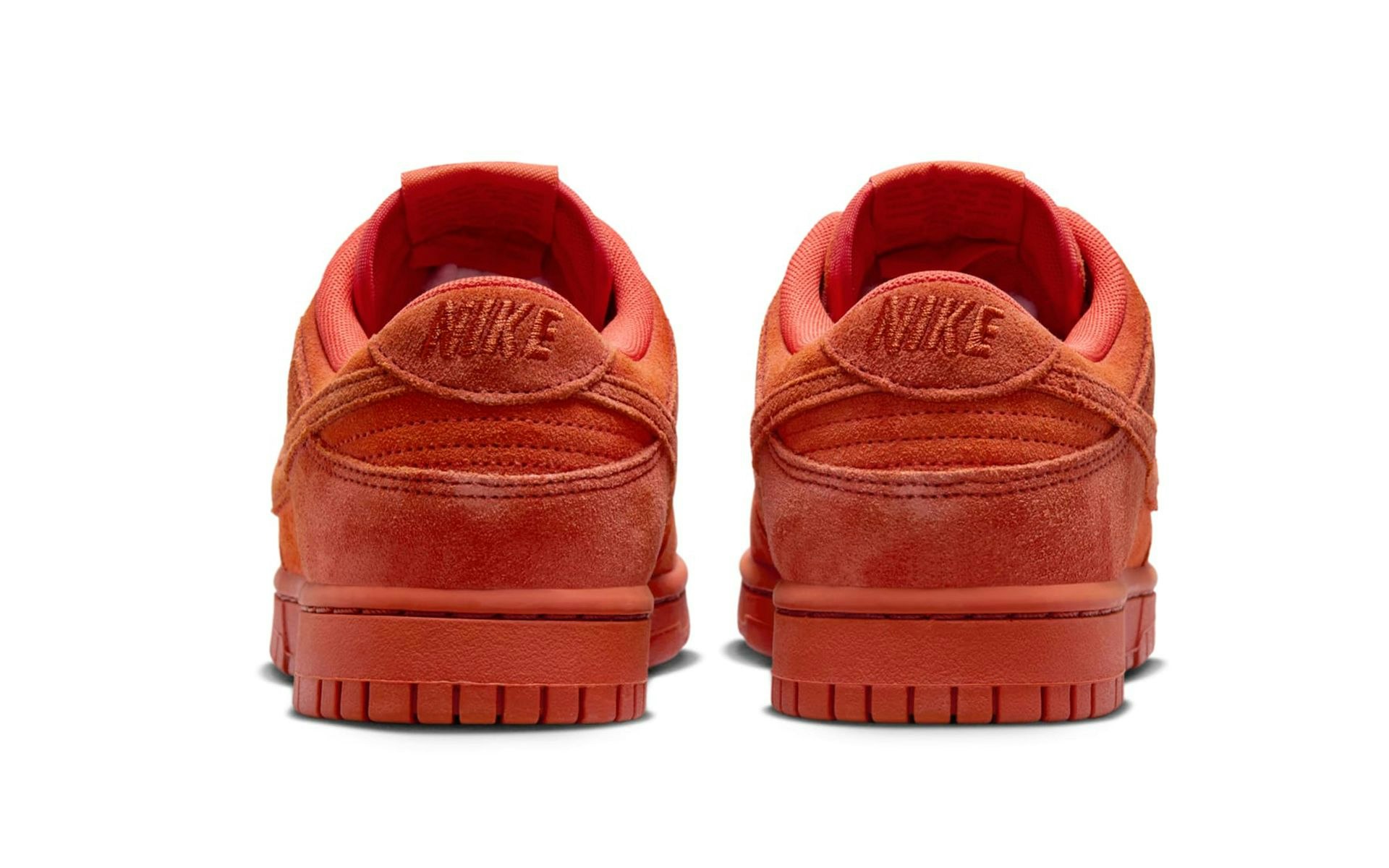 Nike Dunk Low SE "Picante Red"