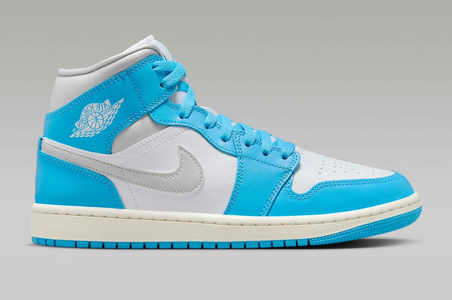 Air Jordan 1 Mid "Dark Powder Blue"