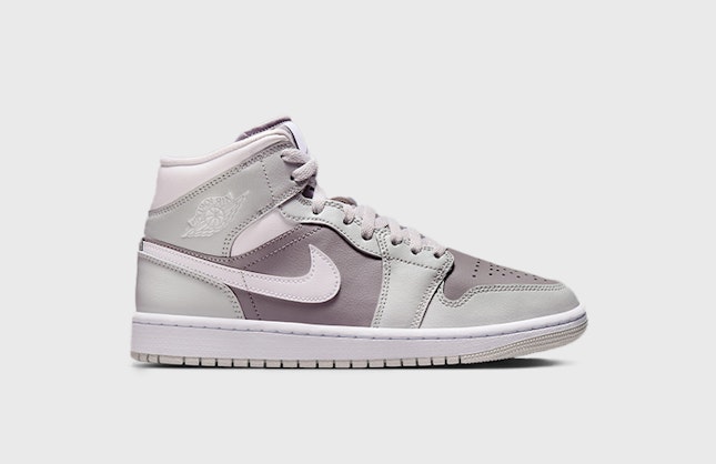 Air Jordan 1 Mid "Atmosphere Grey"