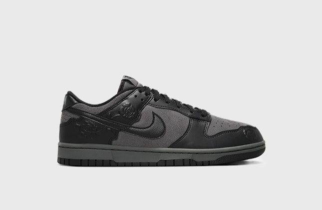 Nike Dunk Low "Black Roses" Nike Dunk Low "Black Roses"