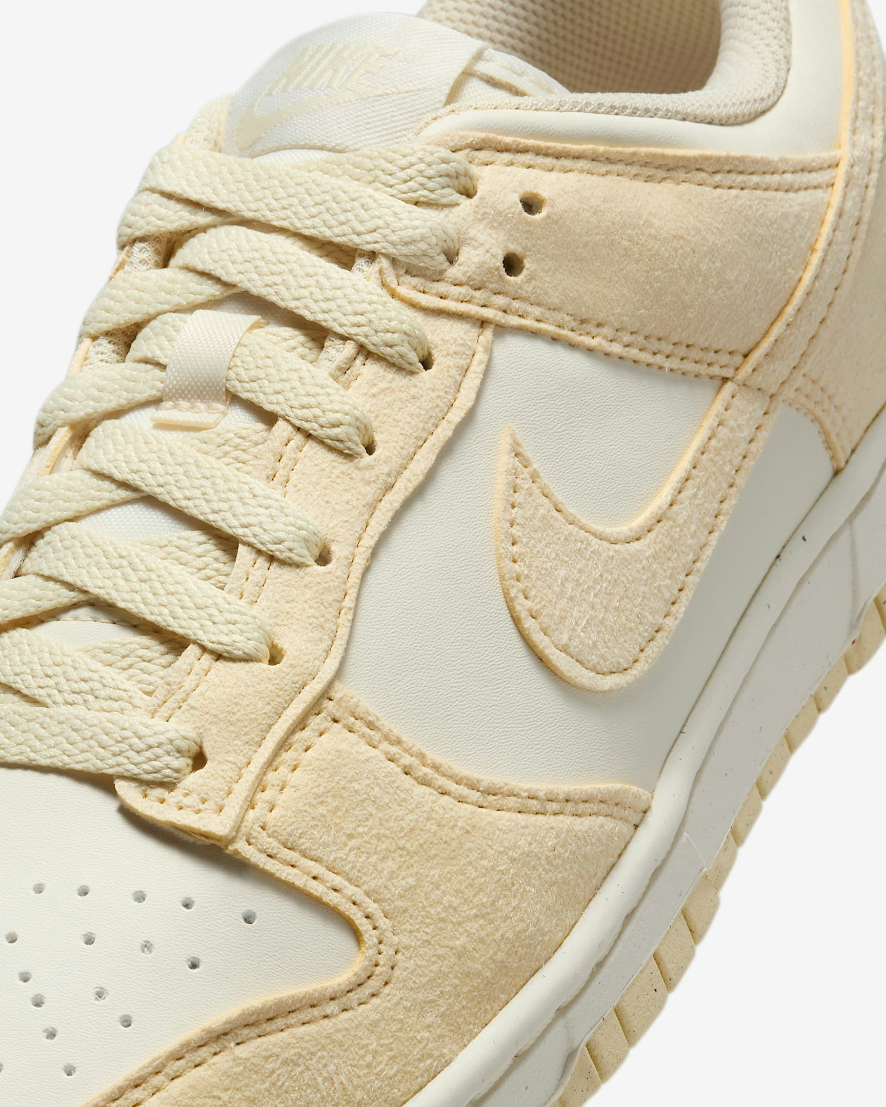 Nike Dunk Low "Next Nature" (Soft Pearl)