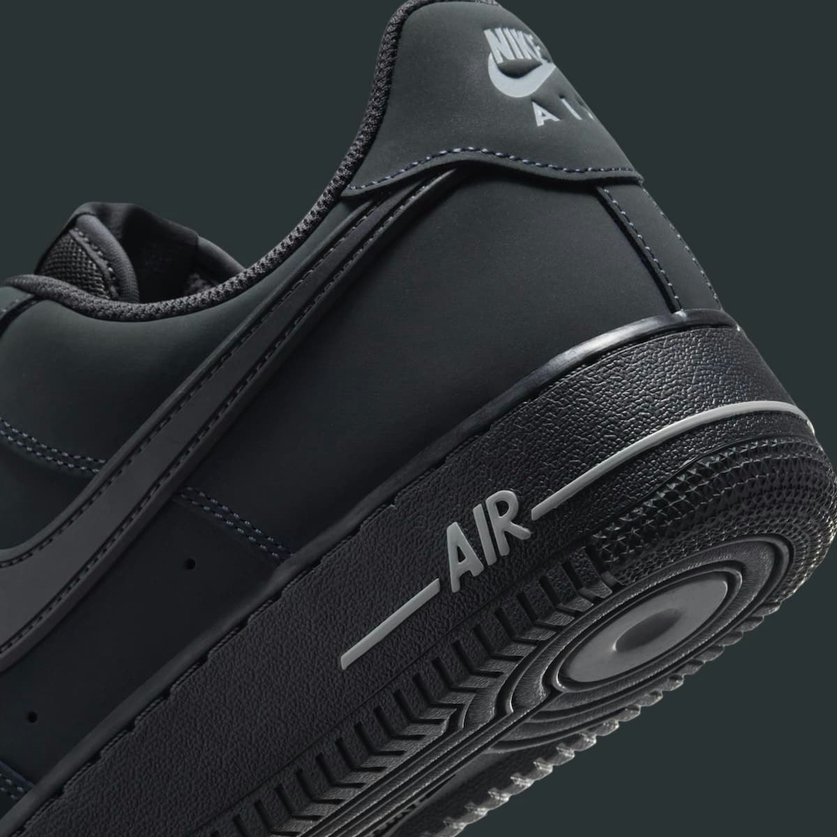 Nike Air Force 1 Low "Anthracite"