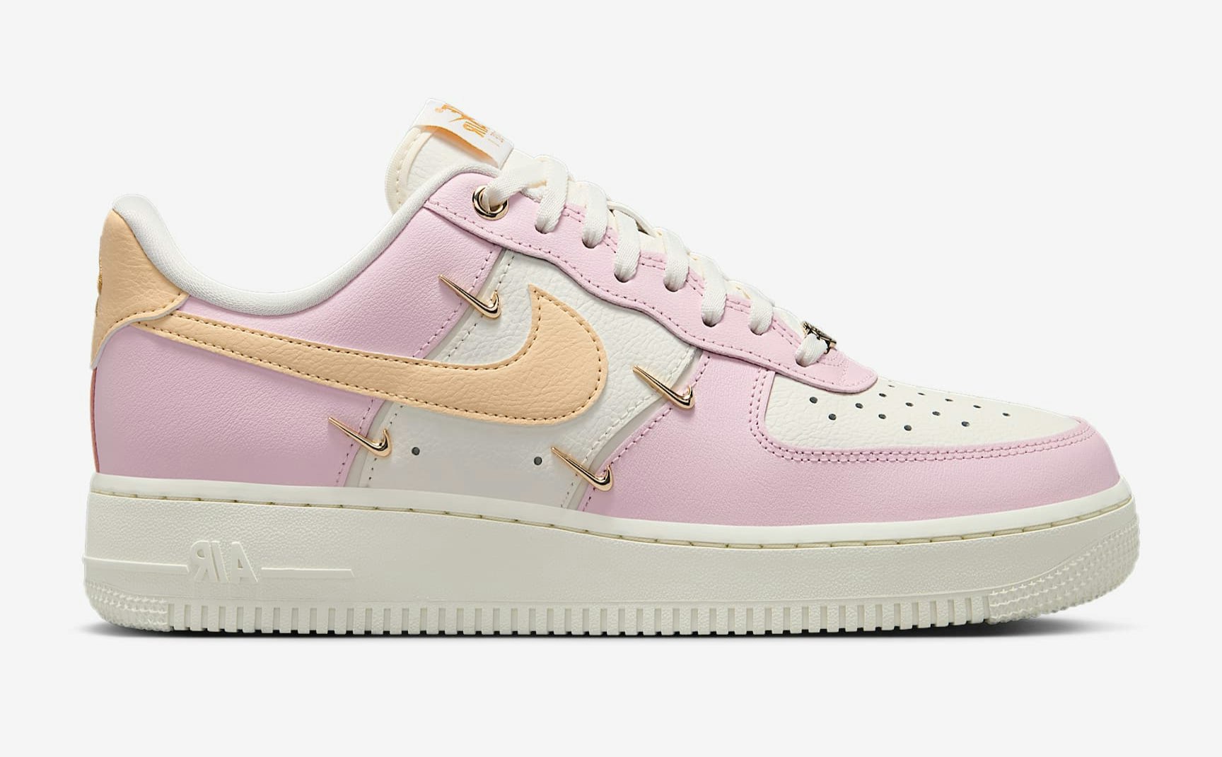 Nike Air Force 1 Low "Pink Foam"