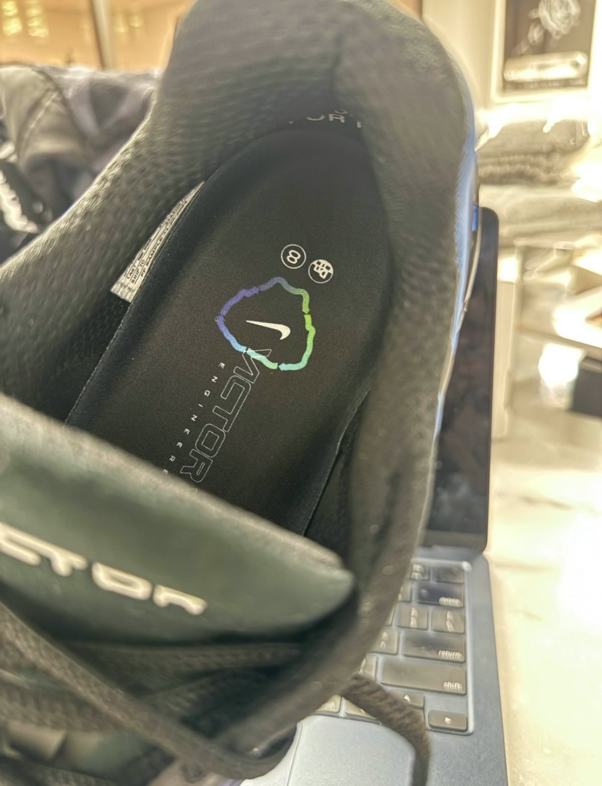 Victor Victor x Nike Air Max DN8 