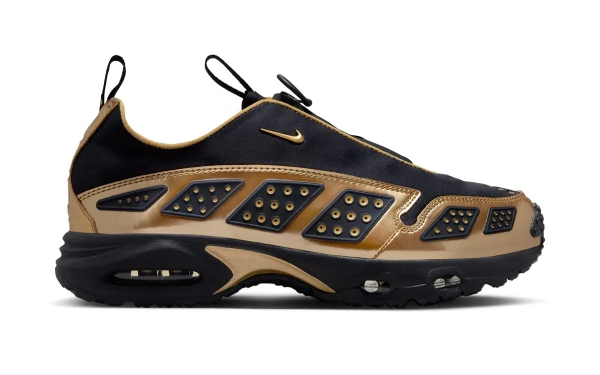 Nike Air Max Sunder "Metallic Gold"