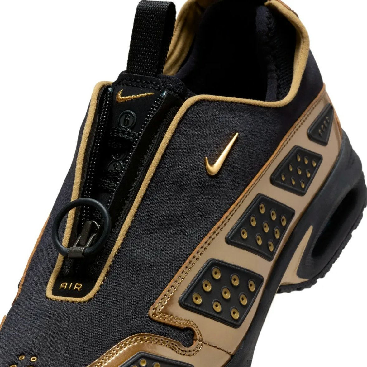 Nike Air Max Sunder "Metallic Gold"