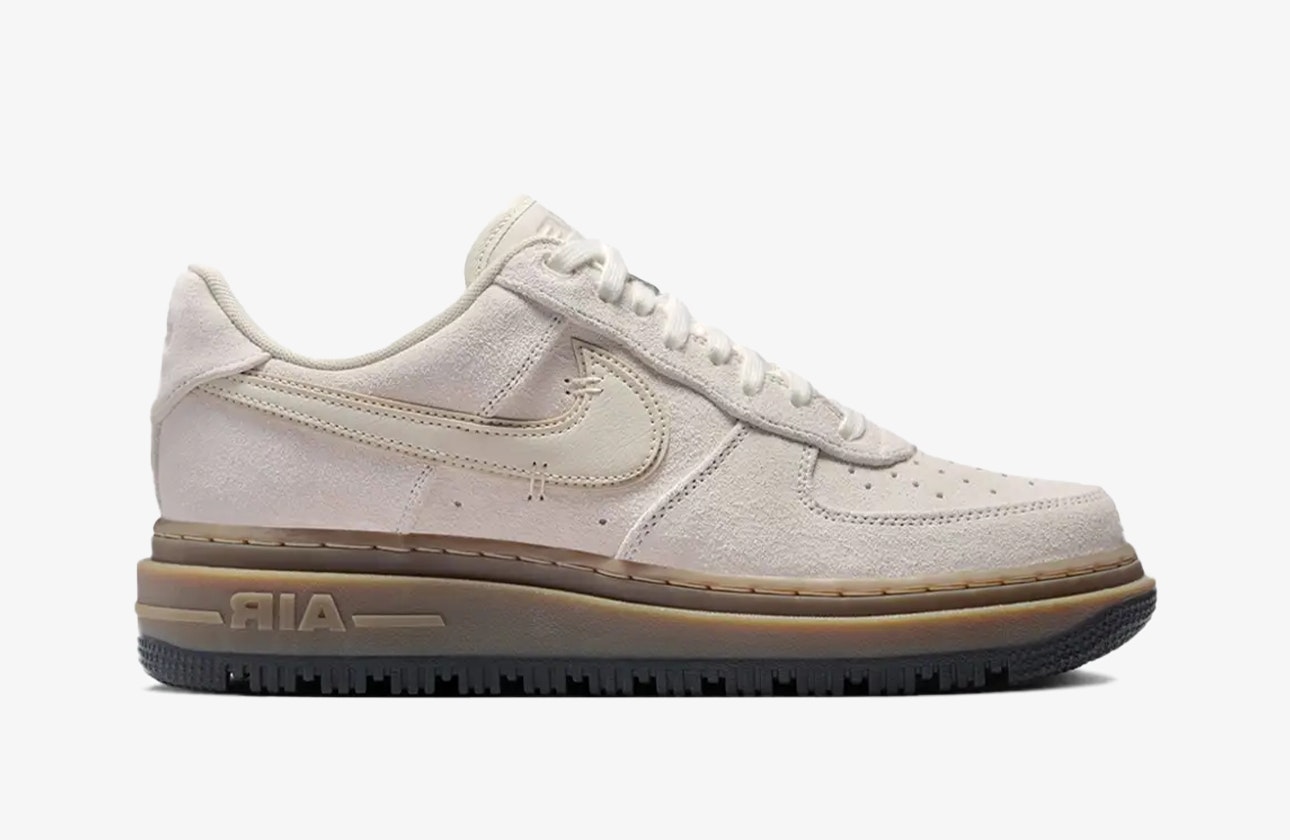 Nike Air Force 1 LX "Gum Dark Brown"