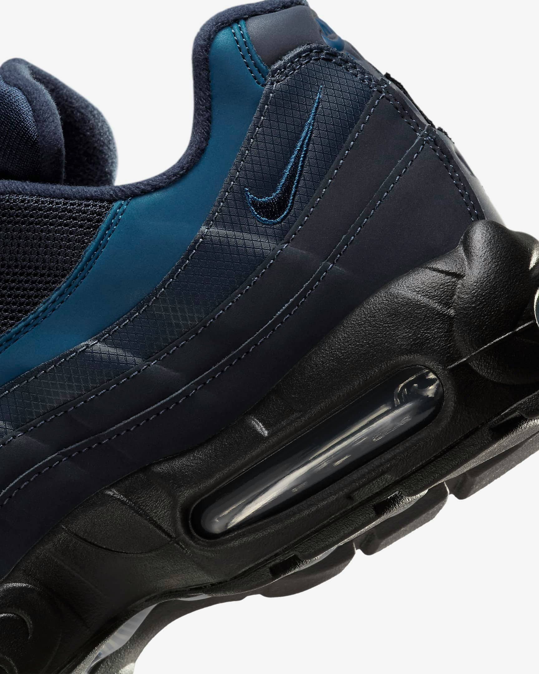 Nike Air Max 95 "Obsidian"