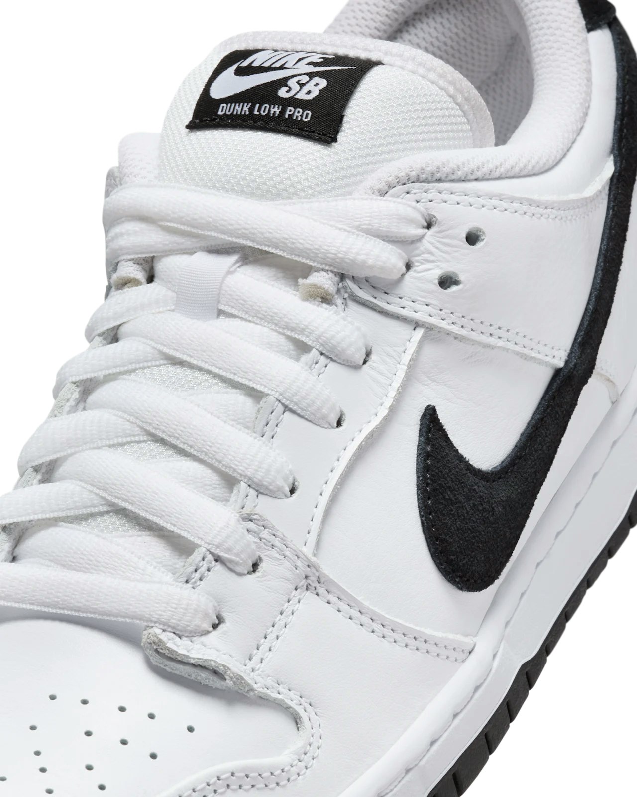 Nike SB Dunk Low "White Black"