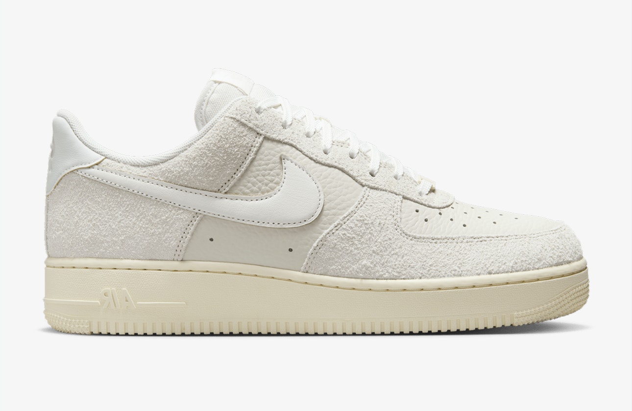 Nike Air Force 1 Low "Suede Light Bone"