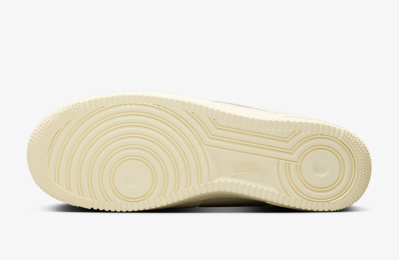 Nike Air Force 1 Low "Suede Light Bone"
