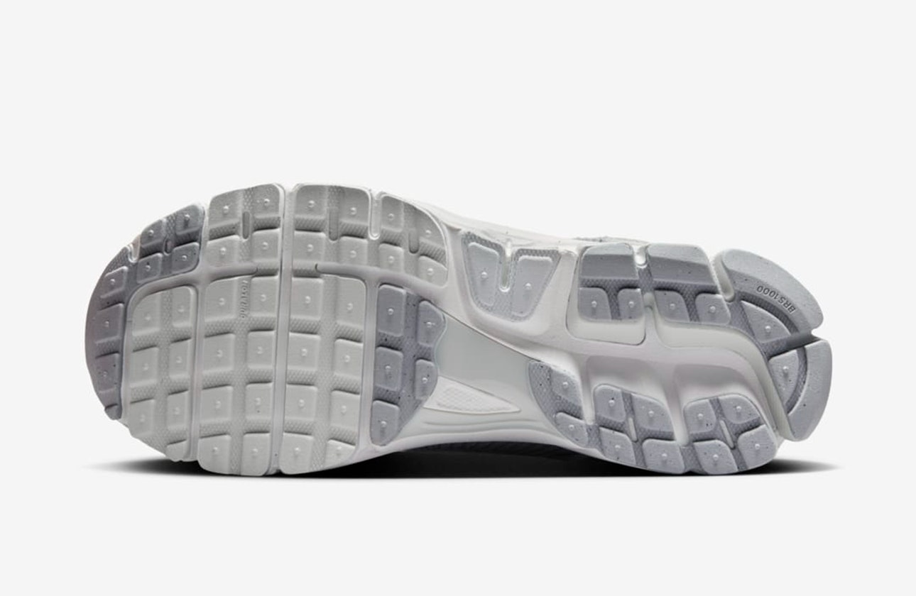 Nike Zoom Vomero 5 "Pure Platinum"