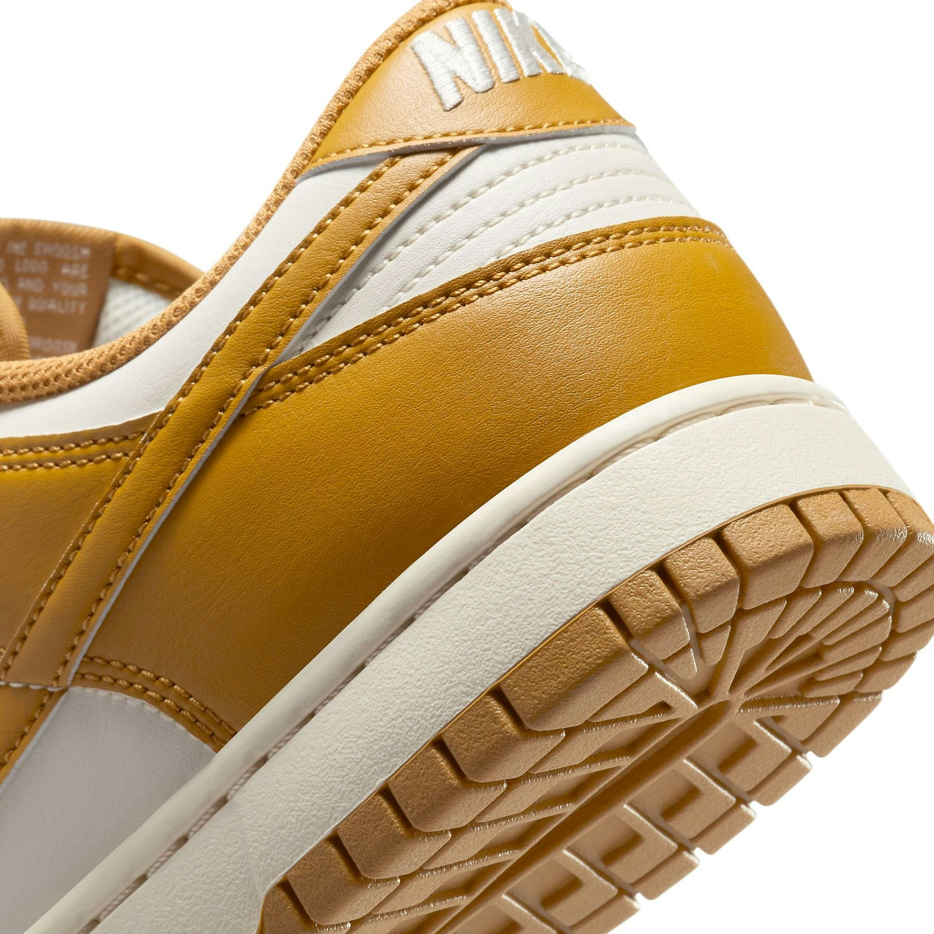 Nike Dunk Low "Wheat"