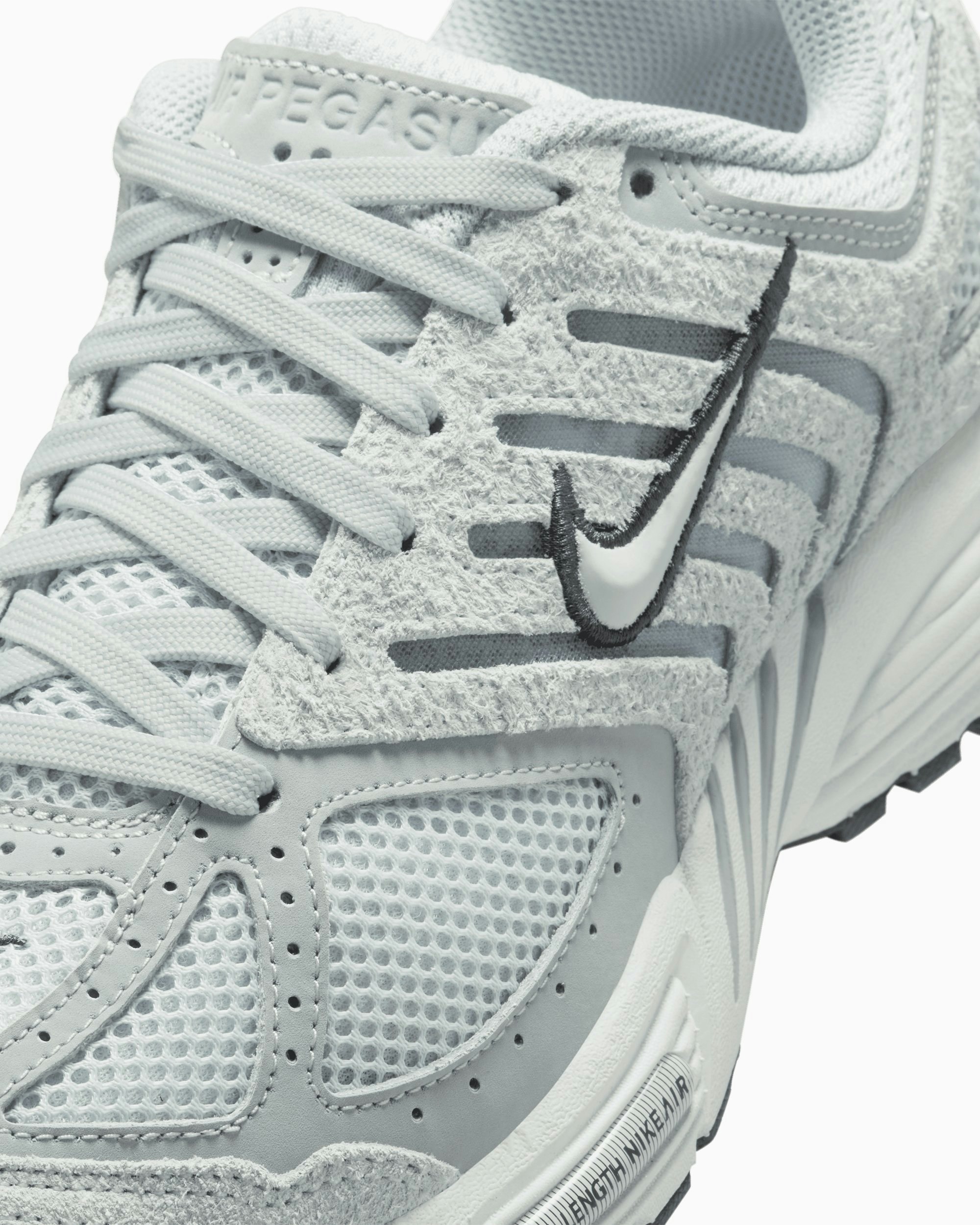 Nike Air Pegasus 2K5 "Pure Platinum"