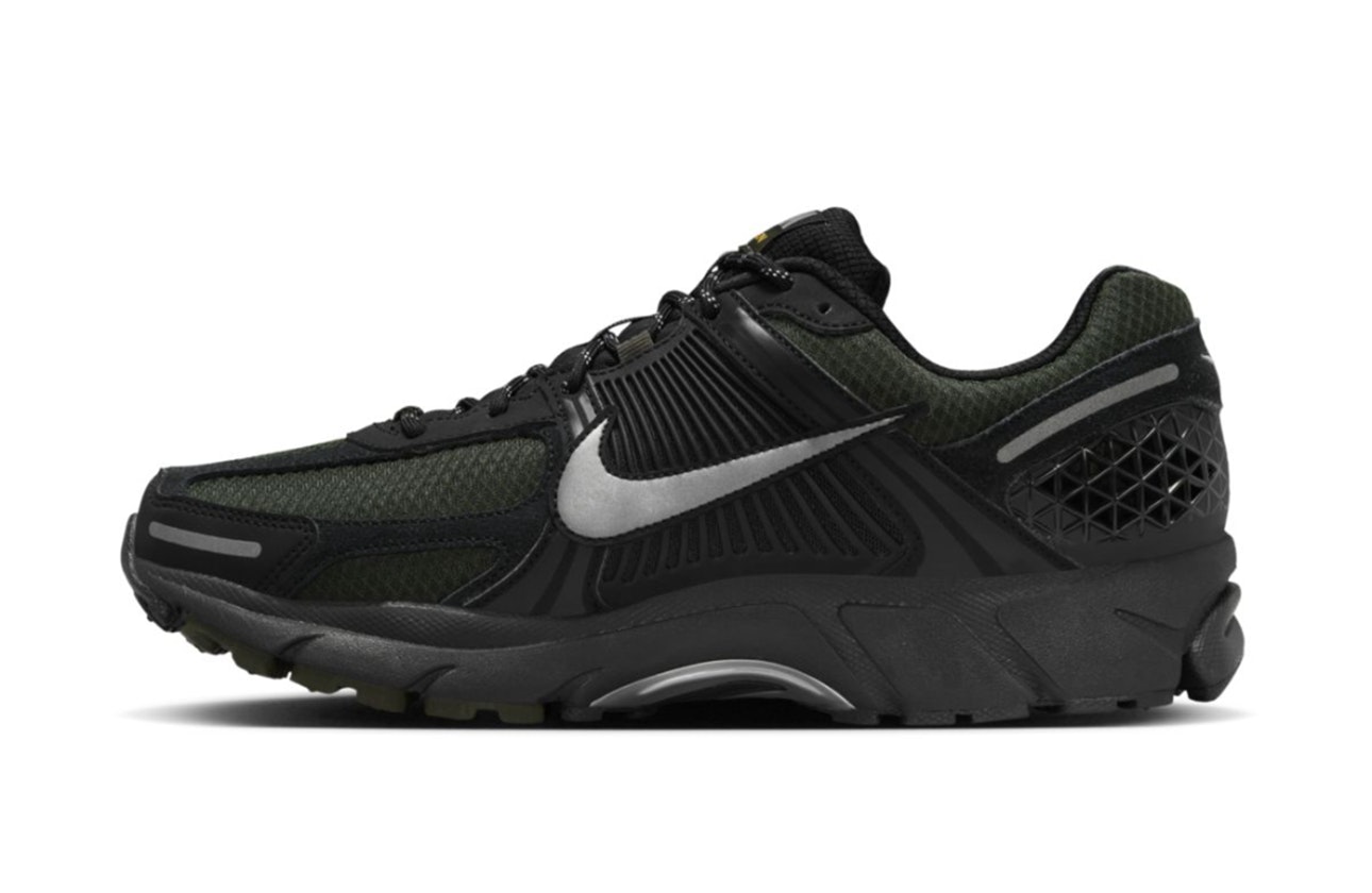 Nike Zoom Vomero 5 "Black Sequoia"