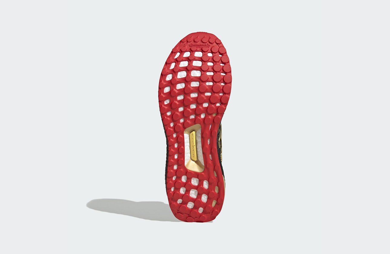 Fortnite x adidas Ultra Boost "Victory Crown" (Core Black)