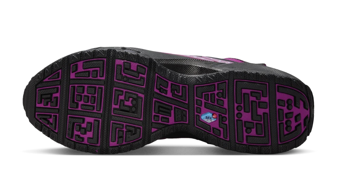 Nike Air Max SNDR Gore-Tex "Bold Berry"