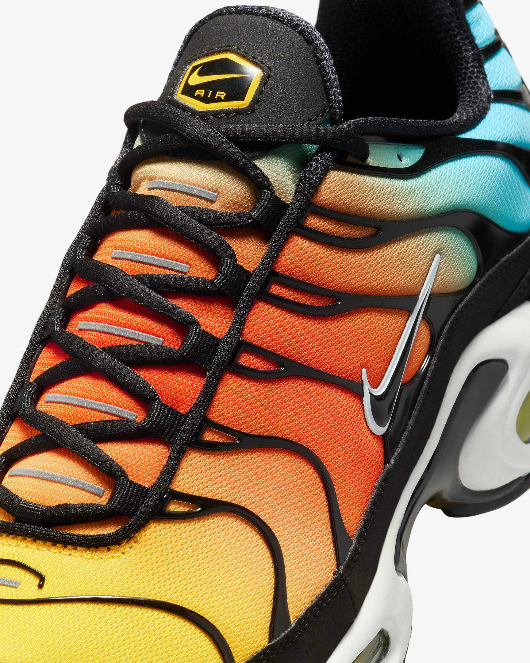 Nike Air Max Plus "Tropical Gradient"