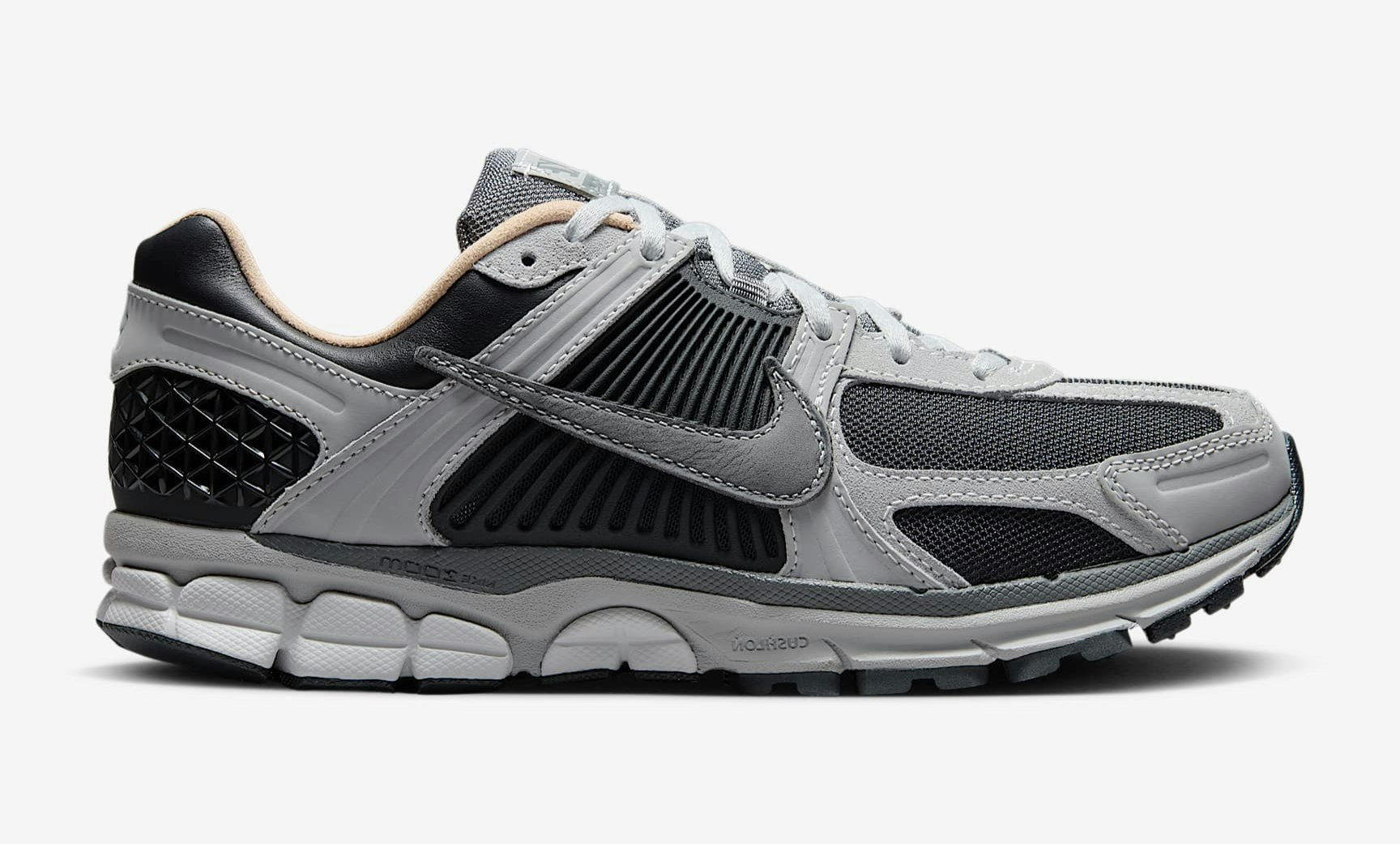 Nike Zoom Vomero 5 "Dark Smoke Grey"