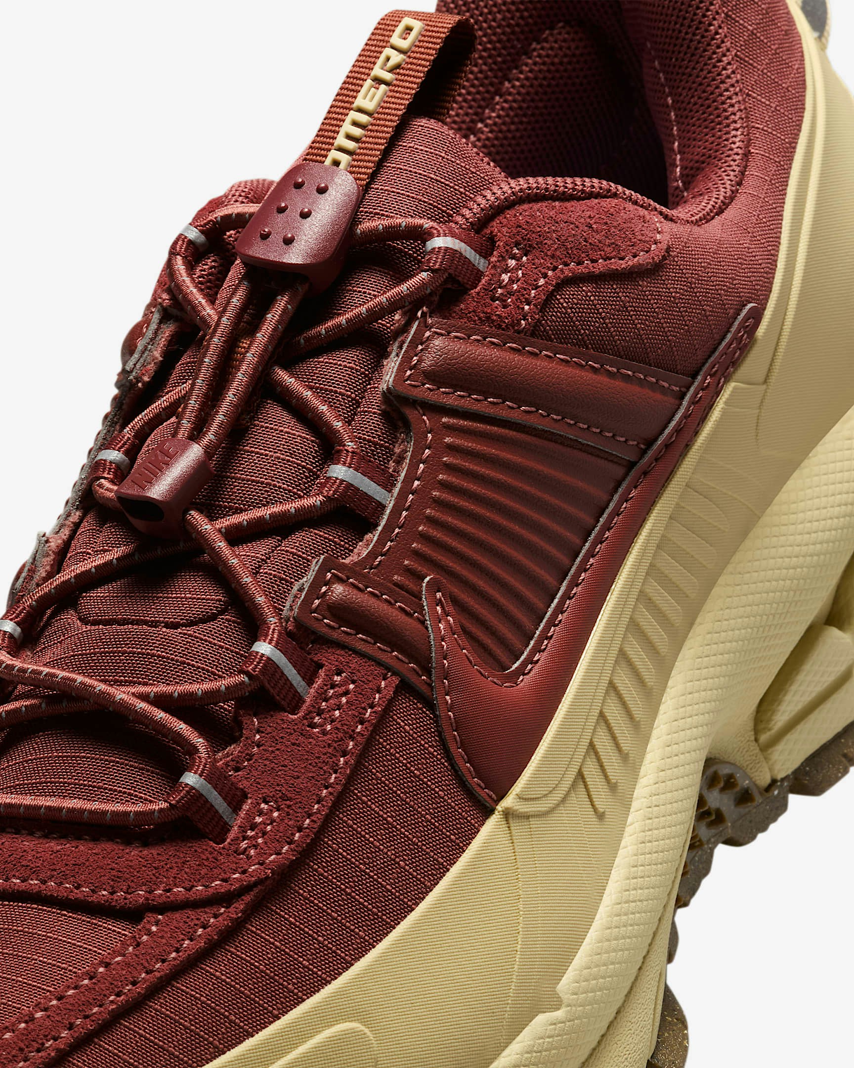 Nike Zoom Vomero Roam "Red Sepia"