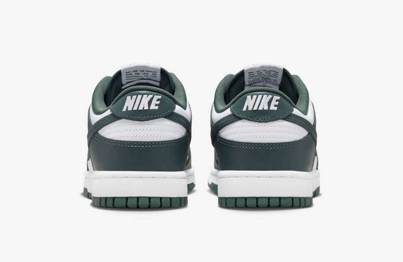 Nike Dunk Low "Vintage Green"
