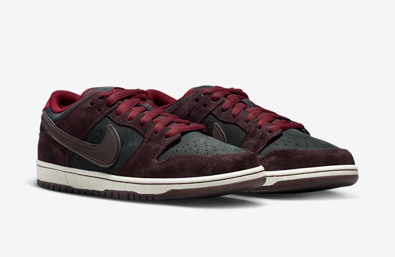 Riot Skateshop x Nike SB Dunk Low "Night Maroon"