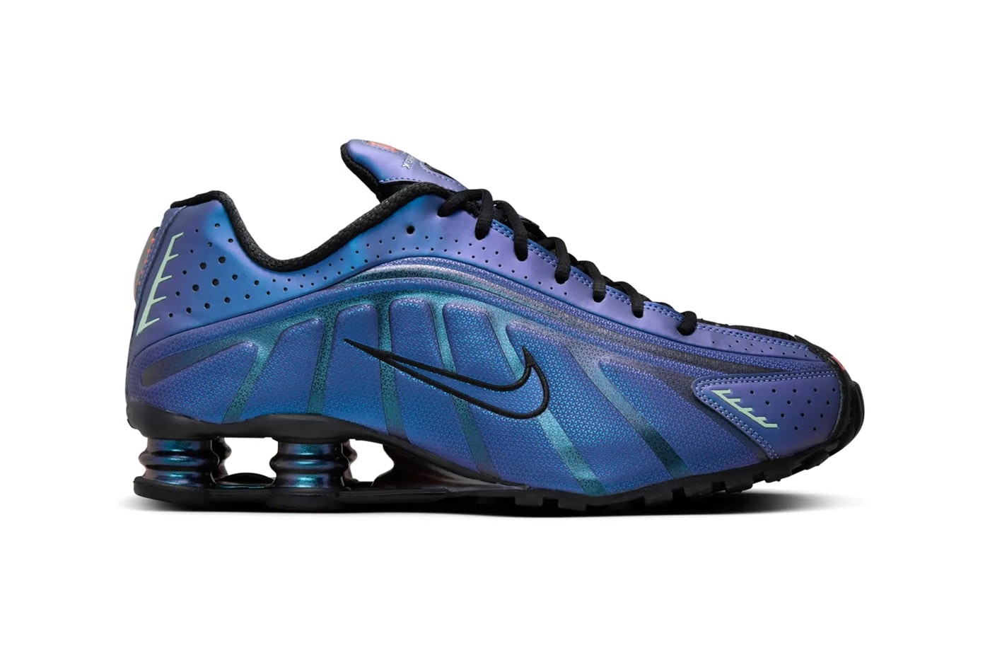Nike Shox R4 "Iridescent"