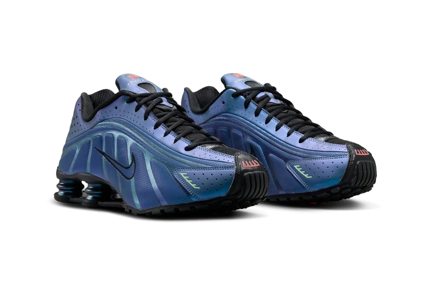 Nike Shox R4 "Iridescent"