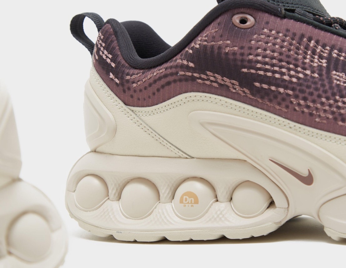 size? x Nike Air Max DN "Smokey Mauve"
