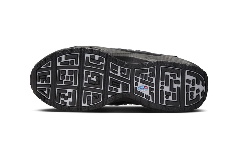 Nike Air Max Sunder "Black Metallic"