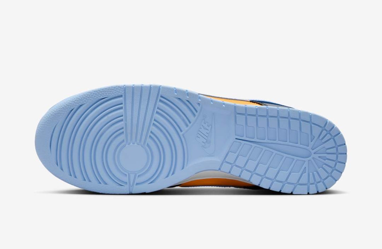 Nike Dunk Low SE "Patent Laser Orange"
